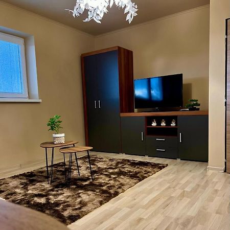 Garzon/ Studio Apartment Sahy Екстер'єр фото