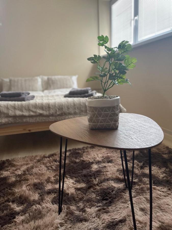 Garzon/ Studio Apartment Sahy Екстер'єр фото